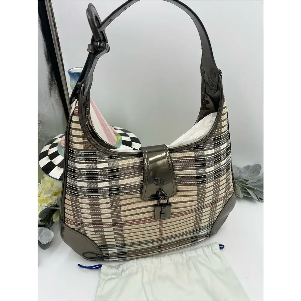Women's Burberry Brooke hobo Bag canvas check made in Italy pristine condition
